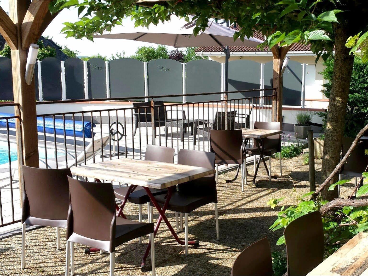 Logis Hotel Restaurant Cruzel Maurs Luaran gambar