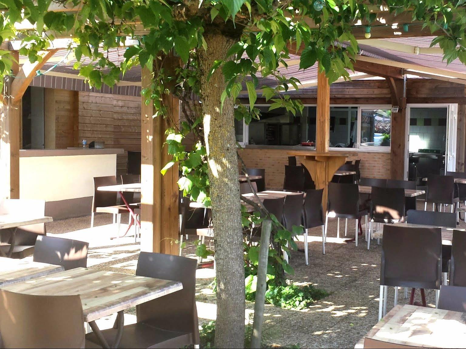 Logis Hotel Restaurant Cruzel Maurs Luaran gambar